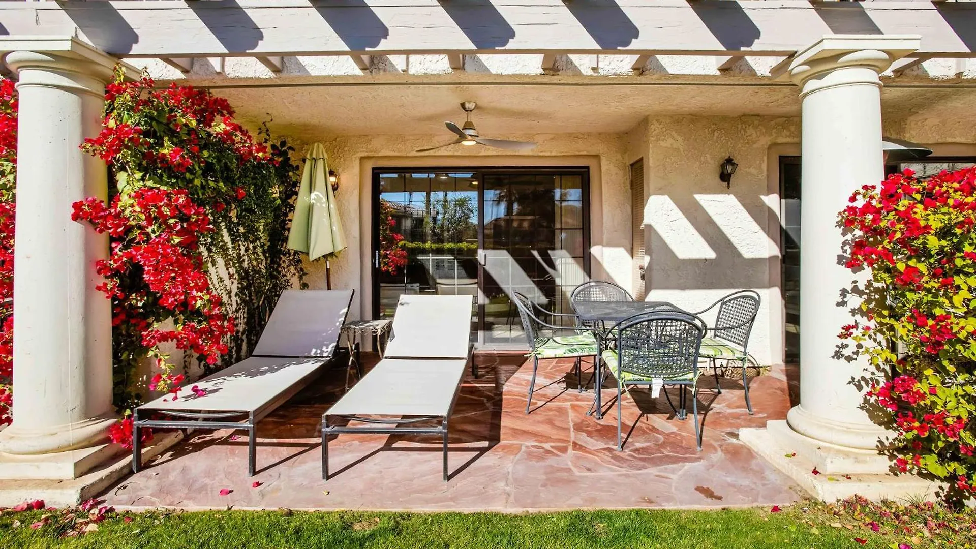 בית נופש פאלם ספרינגס Mesquite Oasis Haven - A Ryson Property