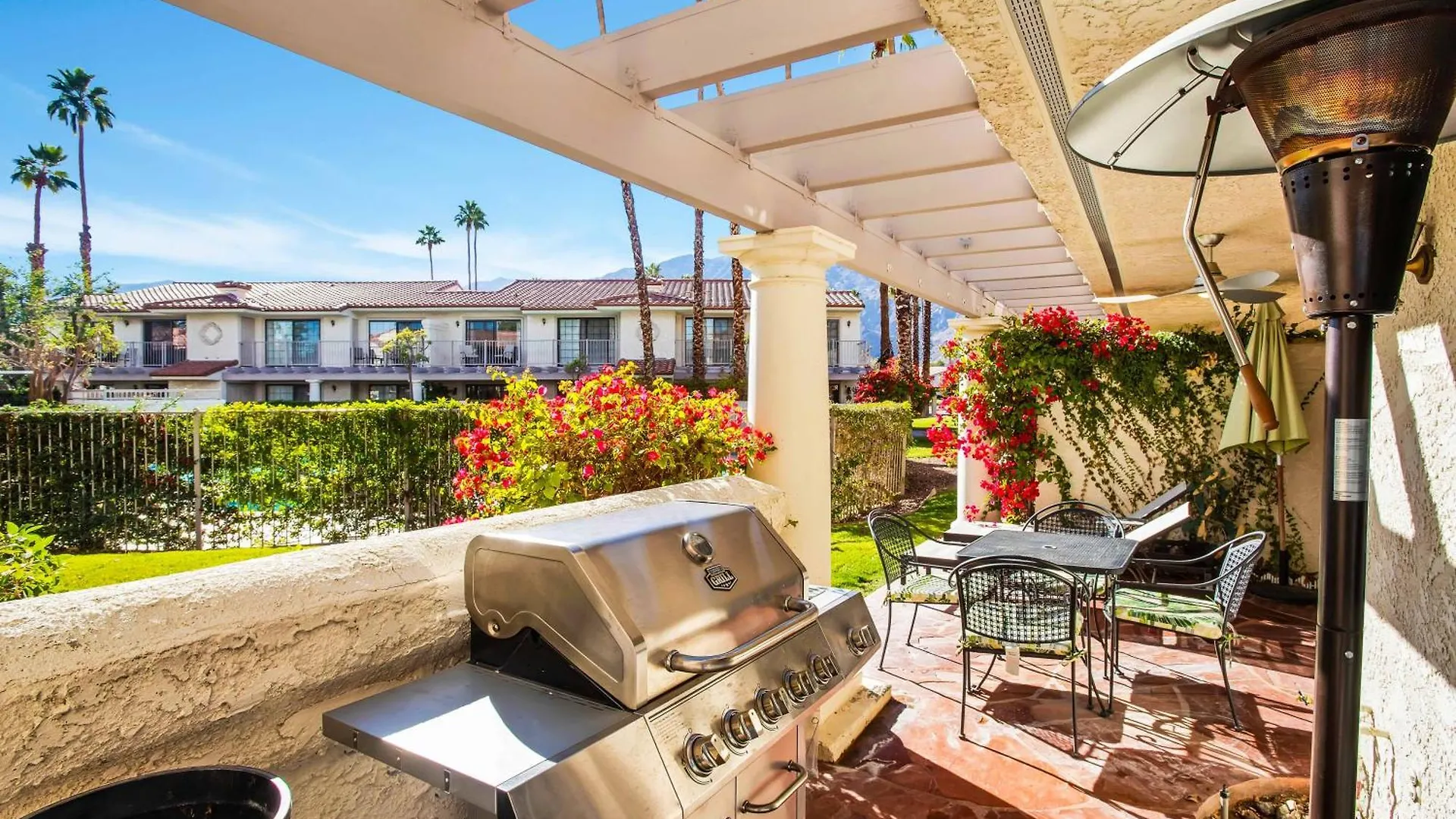 בית נופש פאלם ספרינגס Mesquite Oasis Haven - A Ryson Property